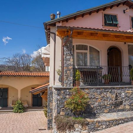 028 - Agriturismo "Il Boschetto" Con Piscina, Pace E Natura - Camera Familiare Cavizzano ภายนอก รูปภาพ