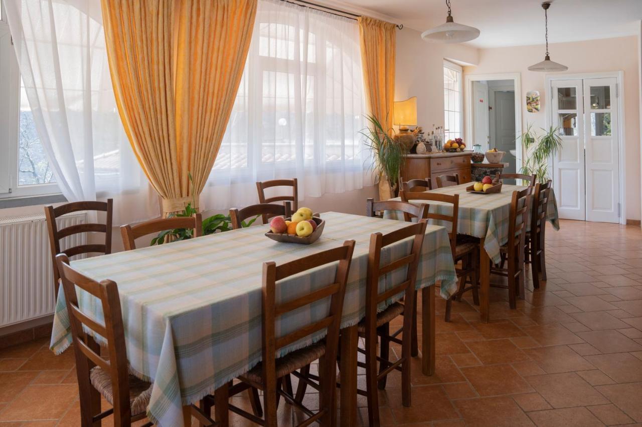 028 - Agriturismo "Il Boschetto" Con Piscina, Pace E Natura - Camera Familiare Cavizzano ภายนอก รูปภาพ