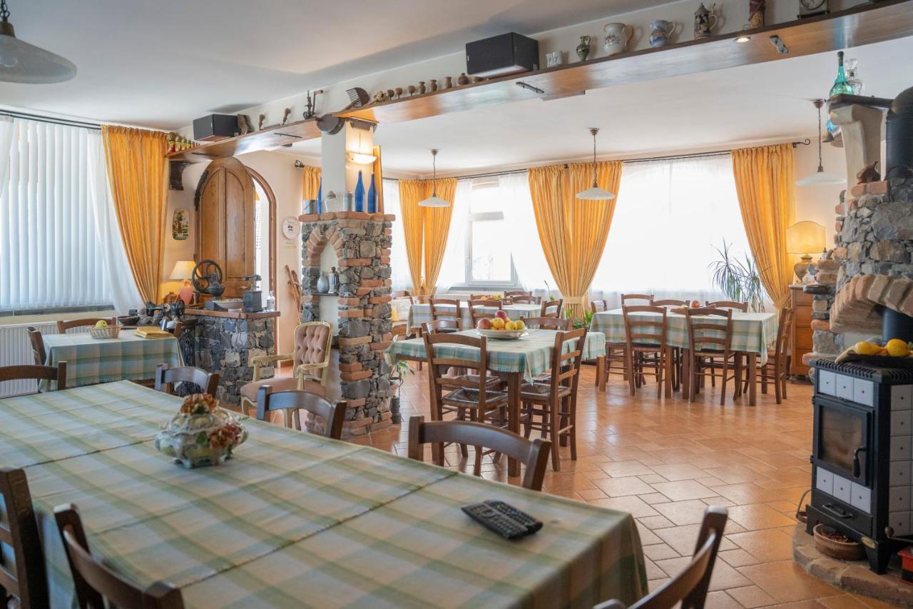 028 - Agriturismo "Il Boschetto" Con Piscina, Pace E Natura - Camera Familiare Cavizzano ภายนอก รูปภาพ