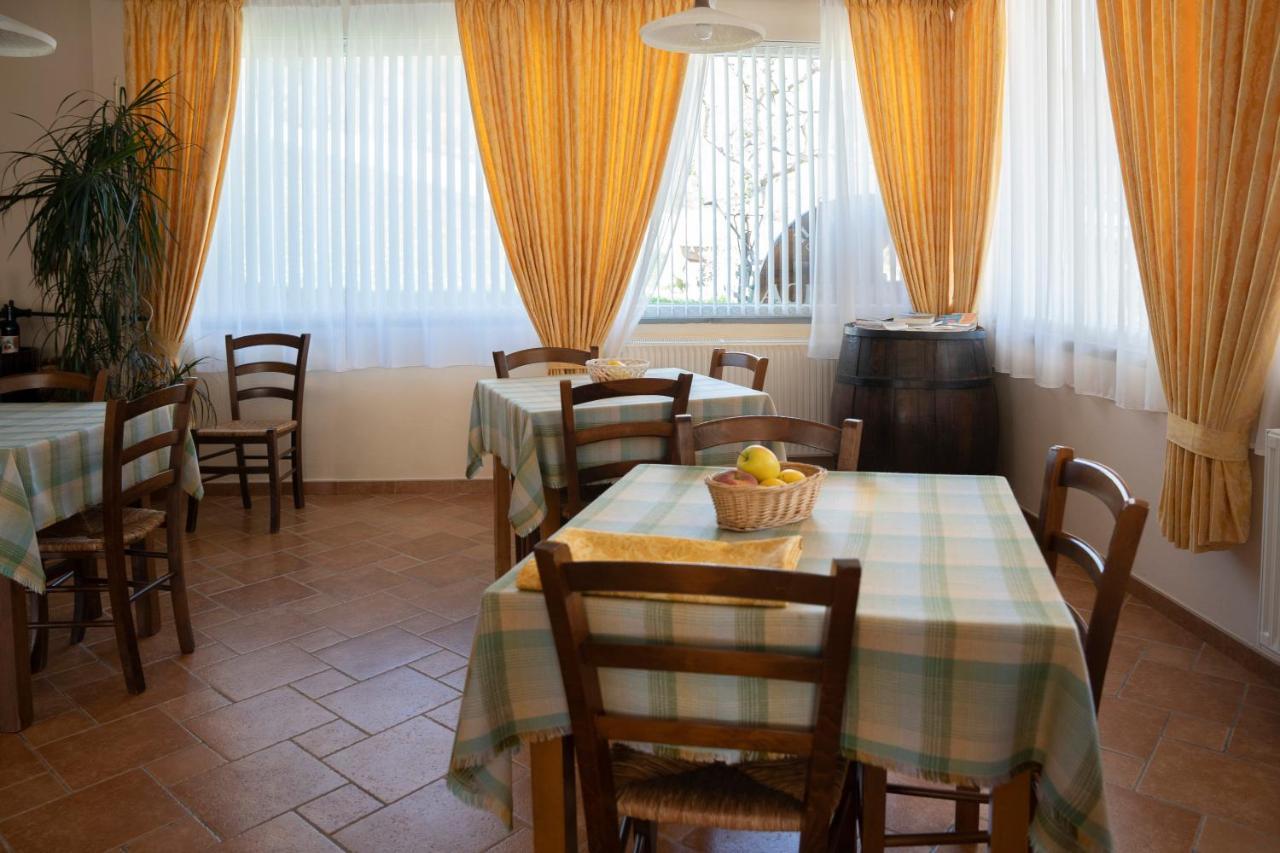 028 - Agriturismo "Il Boschetto" Con Piscina, Pace E Natura - Camera Familiare Cavizzano ภายนอก รูปภาพ