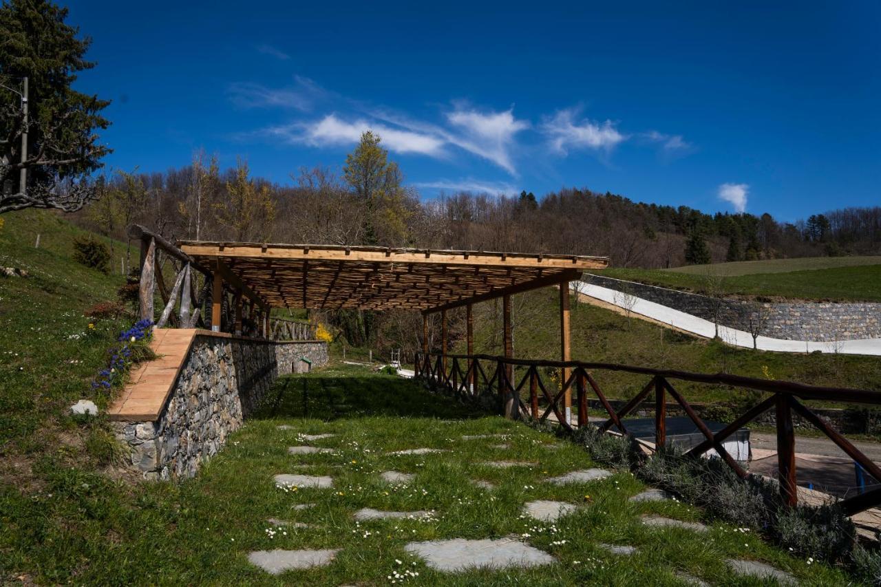 028 - Agriturismo "Il Boschetto" Con Piscina, Pace E Natura - Camera Familiare Cavizzano ภายนอก รูปภาพ