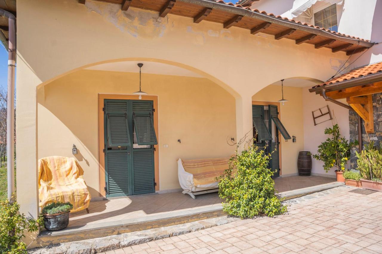 028 - Agriturismo "Il Boschetto" Con Piscina, Pace E Natura - Camera Familiare Cavizzano ภายนอก รูปภาพ