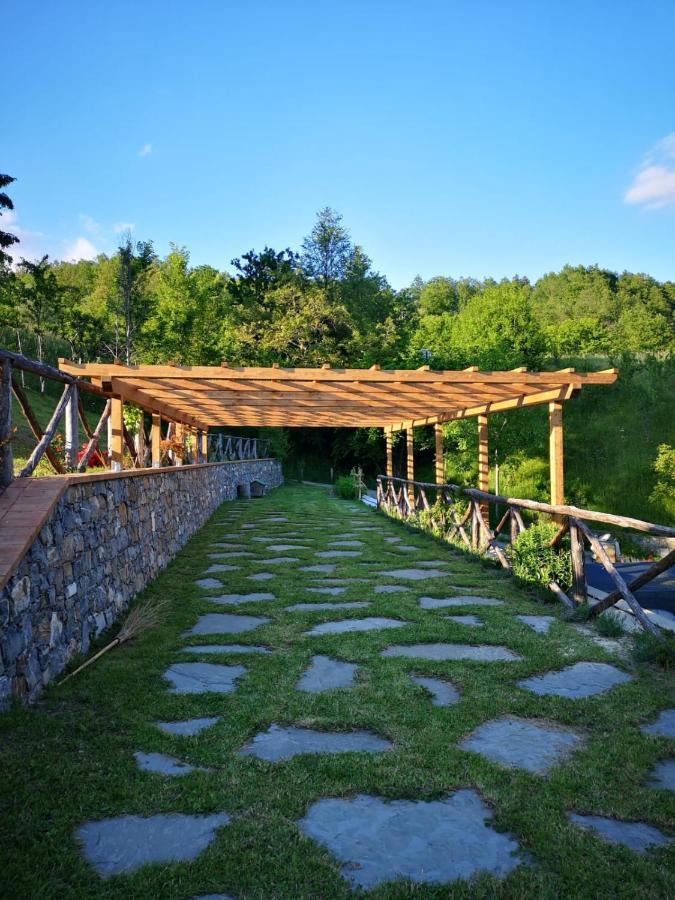 028 - Agriturismo "Il Boschetto" Con Piscina, Pace E Natura - Camera Familiare Cavizzano ภายนอก รูปภาพ