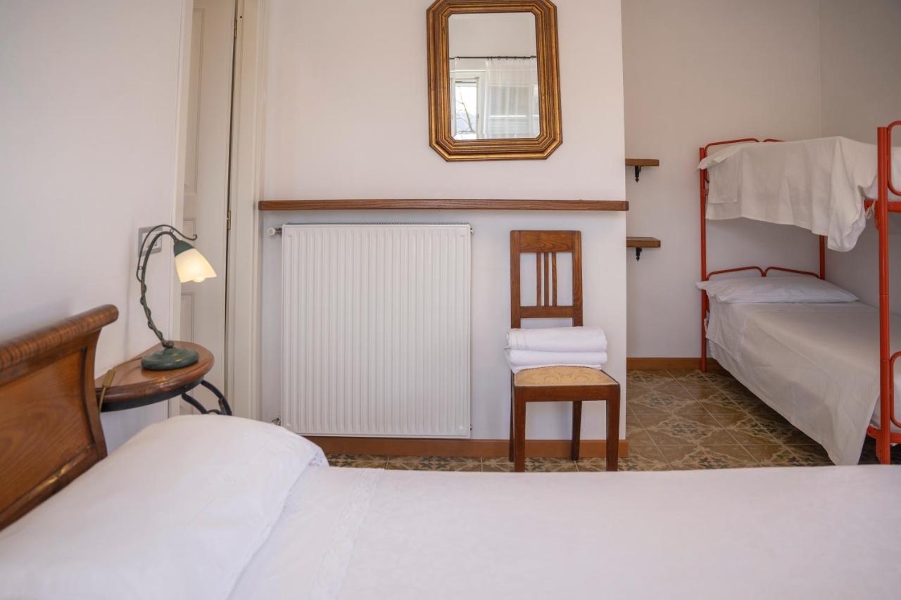 028 - Agriturismo "Il Boschetto" Con Piscina, Pace E Natura - Camera Familiare Cavizzano ภายนอก รูปภาพ