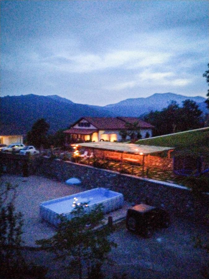 028 - Agriturismo "Il Boschetto" Con Piscina, Pace E Natura - Camera Familiare Cavizzano ภายนอก รูปภาพ